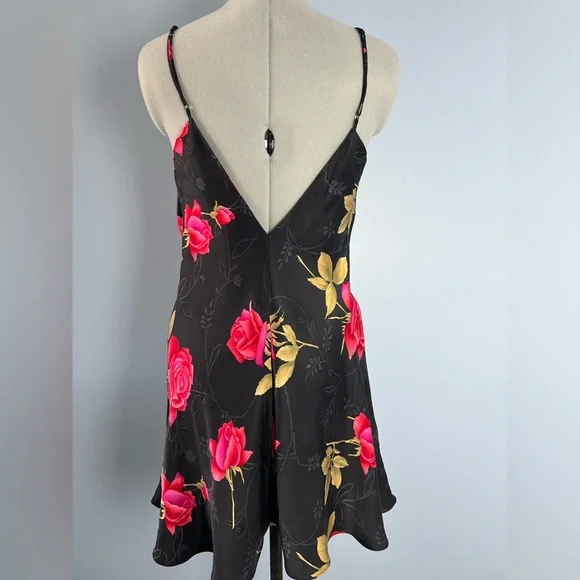 Vintage 90s Victoria’s Secret Silk Rose Chemise M Lace Trim